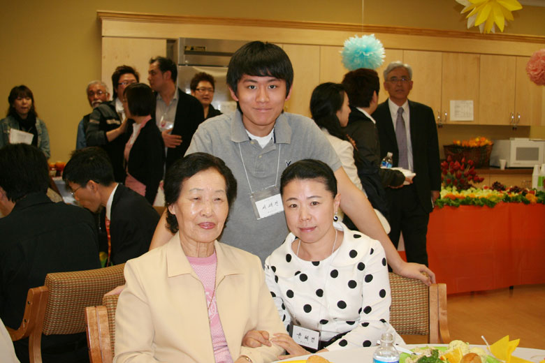 041209-easter (33).jpg